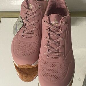 Skechers Women's Dusty Rose Sneakers